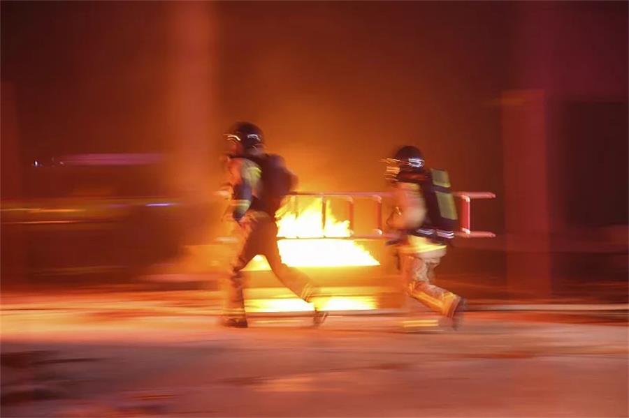 防爆对讲机为十一小长假保驾护航